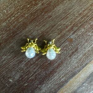 Source Unknown Gold and White Pearl Drop Earrings